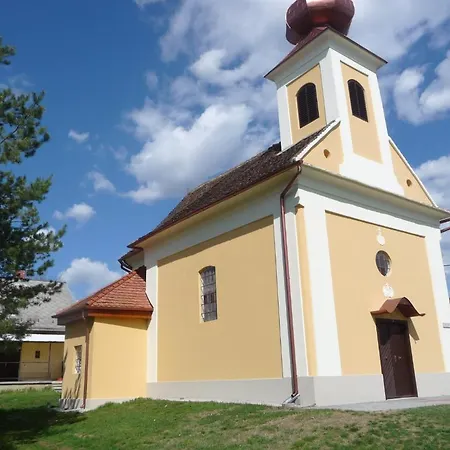 Holiday home Foerhenc Wine House & I-ii-iii Nagykanizsa