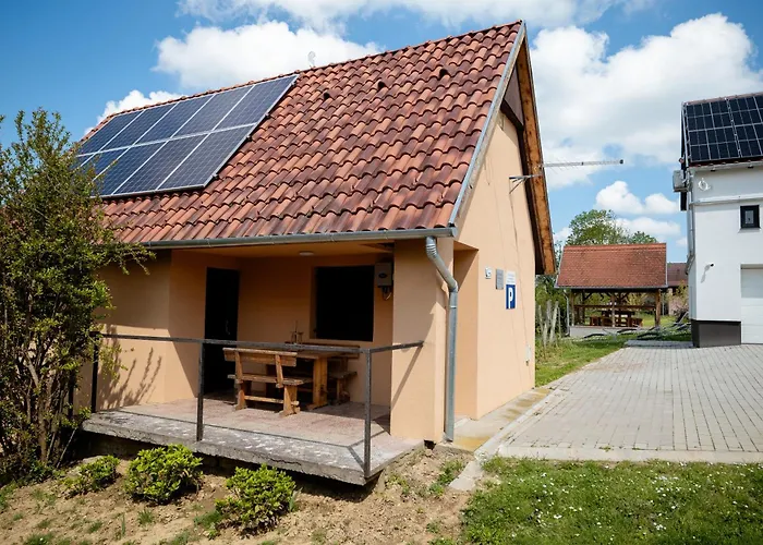 Foerhenc Wine House & I-ii-iii Vakantiehuis Nagykanizsa