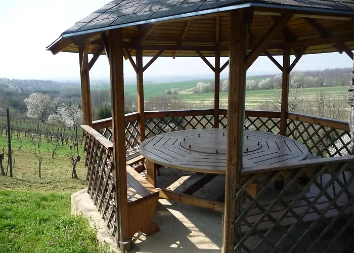 Foerhenc Wine House & I-ii-iii *